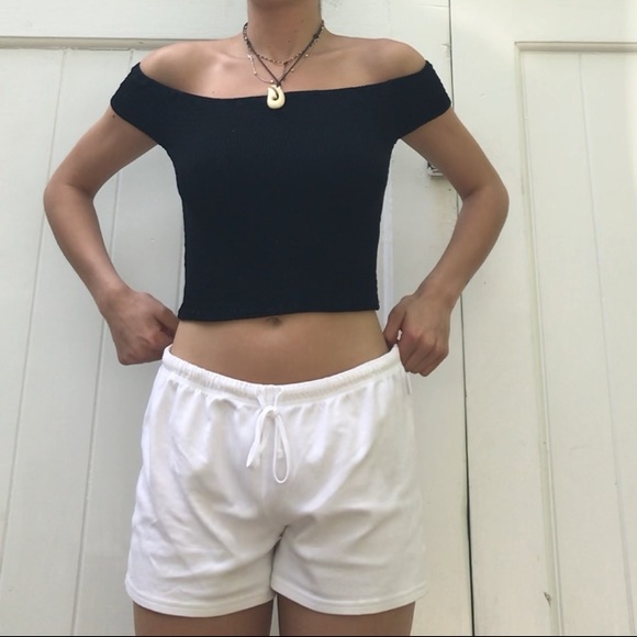 brandy Melville off the shoulder top - Picture 2 of 3